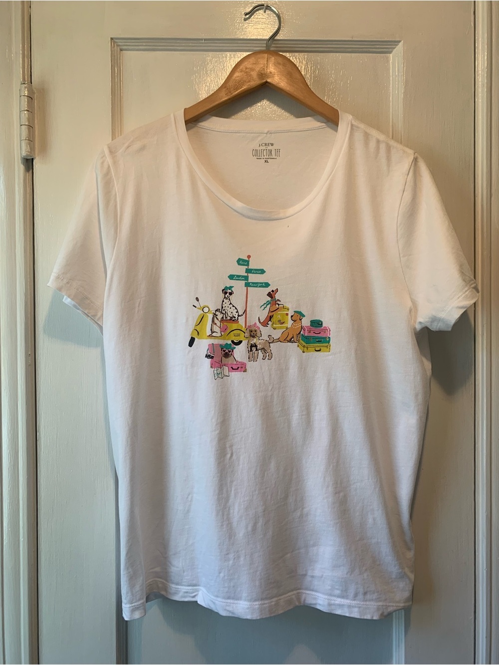 J. Crew White Travel Dogs Collectors Graphic Tee Size XL Dachshund Dalmatian